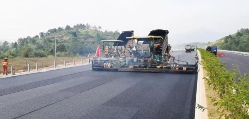 寧波瀝鑫瀝青道路施工公司
慈溪瀝青施工公司